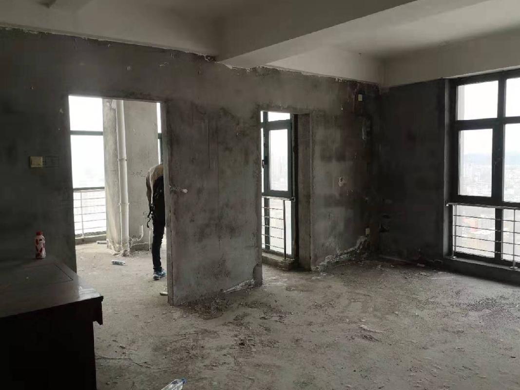 吉林市东盟大厦中央亿品住宅一套