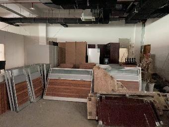 办公桌、会议桌、沙发等一批废旧资产转让公告