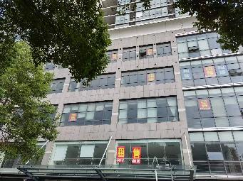河景花园257-262号，357-362号，457-462号，557-562号房产招租公告