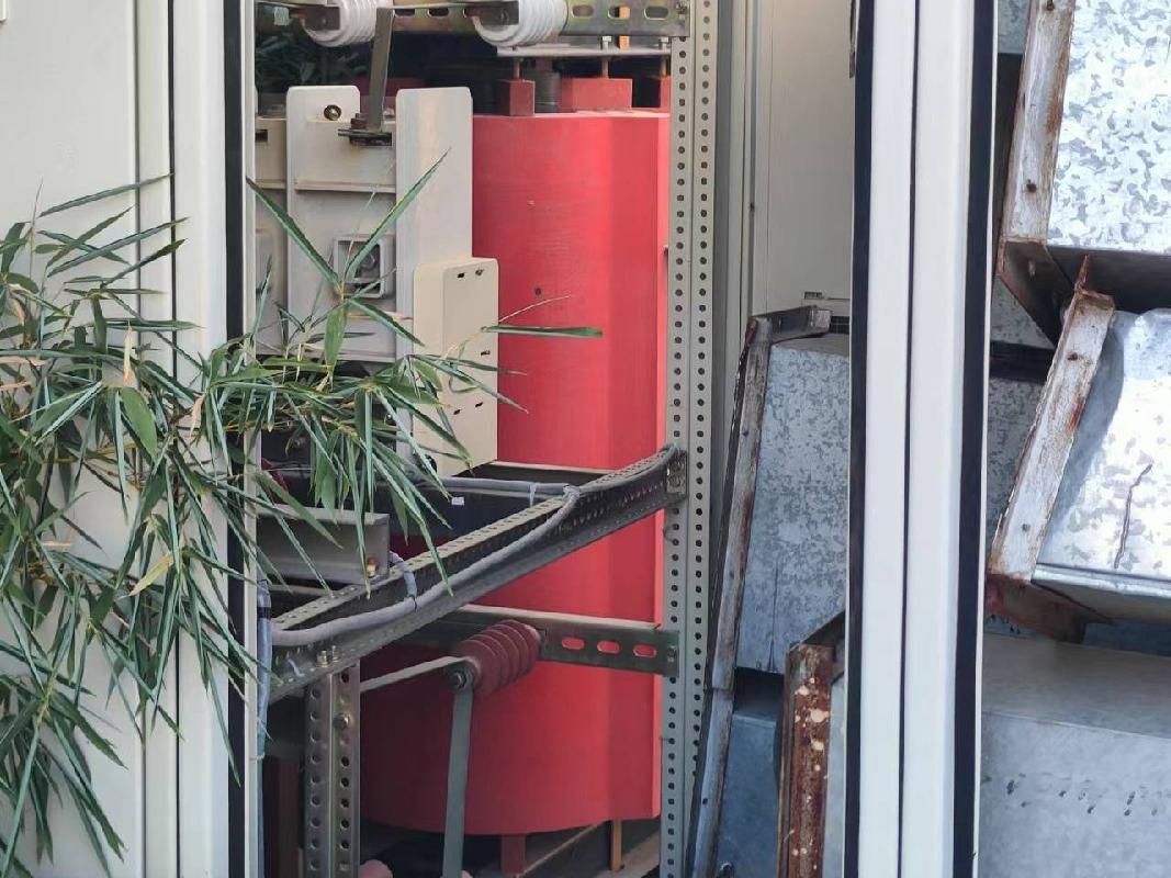 一台报废SVG无功补偿装置框架部分整体转让(国资监测编号GR2022NM1003970)