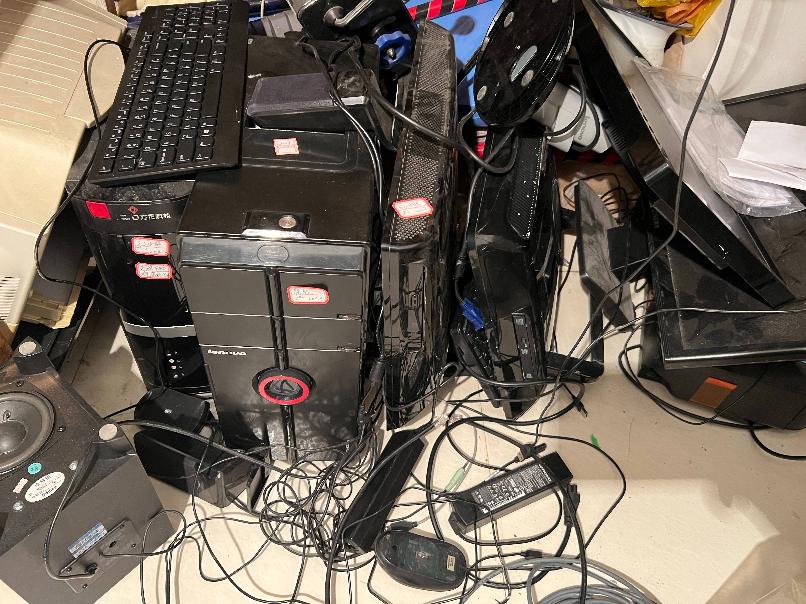固定资产报废设备电脑、打印机、沙发、椅子、桌子整体打包出售售出不退不换长短途运费自理转让公告