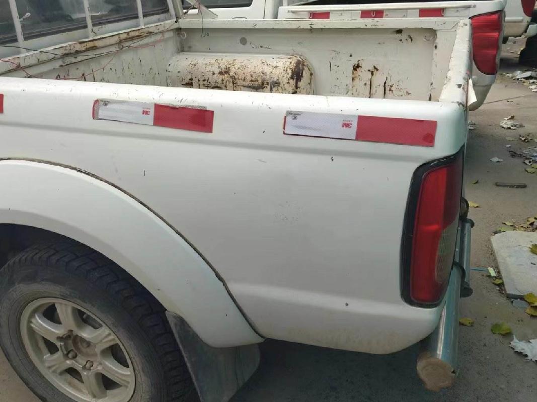 （蒙DZ6211）尼桑牌ZN2033UBG4轻型普通货车2.4L（内蒙古赤峰地质矿产勘查开发有限责任公司）转让(国资监测编号GR2022NM1003996)