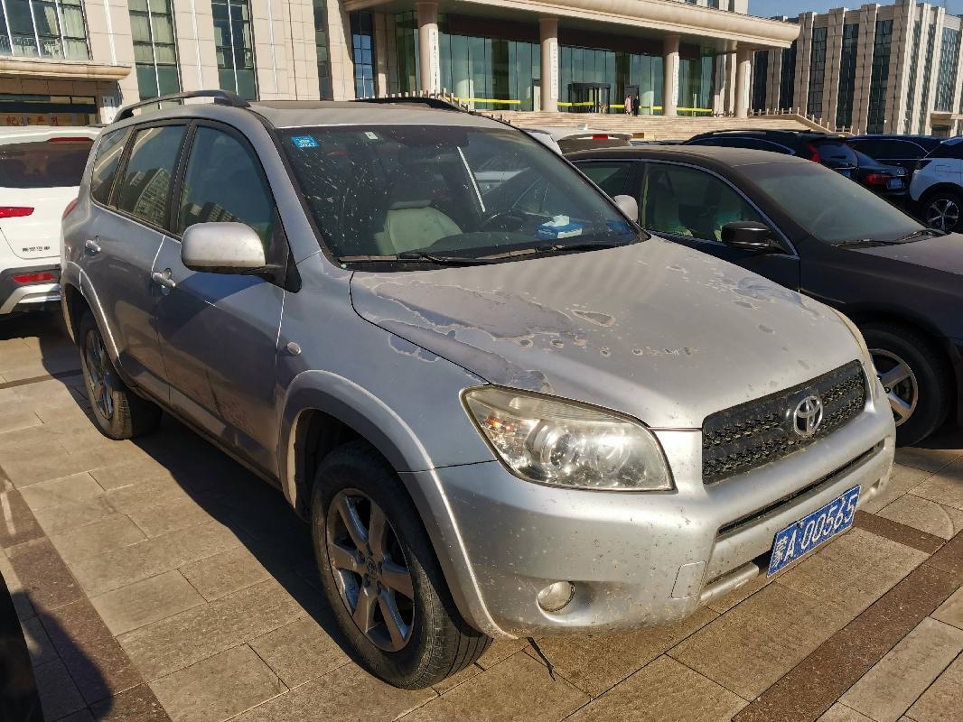 （蒙A00565）丰田JTMBD31V275小型越野客车2.4（内蒙古自治区矿业开发有限责任公司）(国资监测编号GR2023NM1000768)