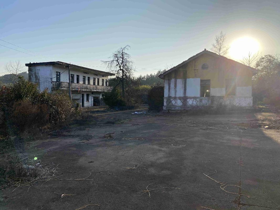 黄山市休宁古塘道班房产及土地使用权出租公告(国资监测编号GR2023AH2002998)