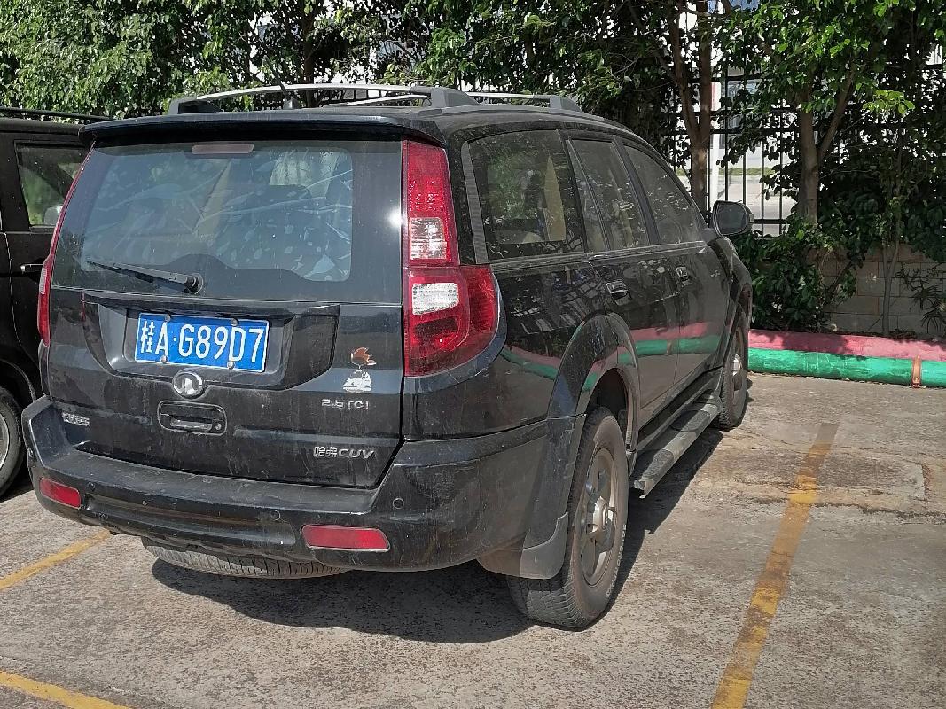 桂AG89D7长城牌CC6460KM65小型越野客车