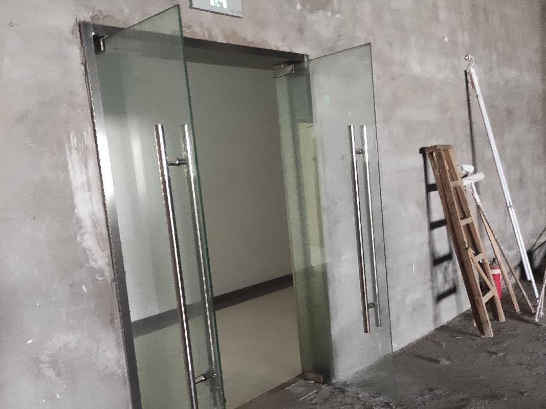 合肥市包河区望江东路9号星隆购物广场商业楼903部分（约360平方米）房产出租公告
