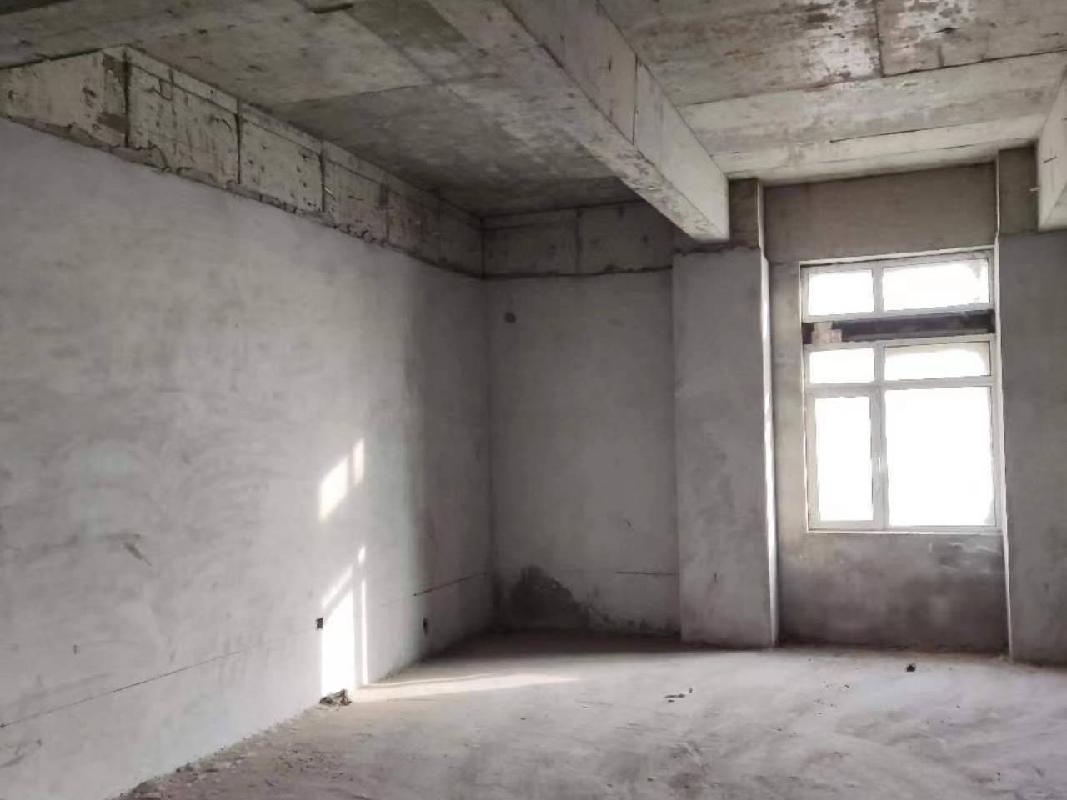 内蒙古自治区达旗树镇德胜大街南、新华路西、万通家和星级酒店7层整体房产、9层整体房产转让项目(二次挂牌)