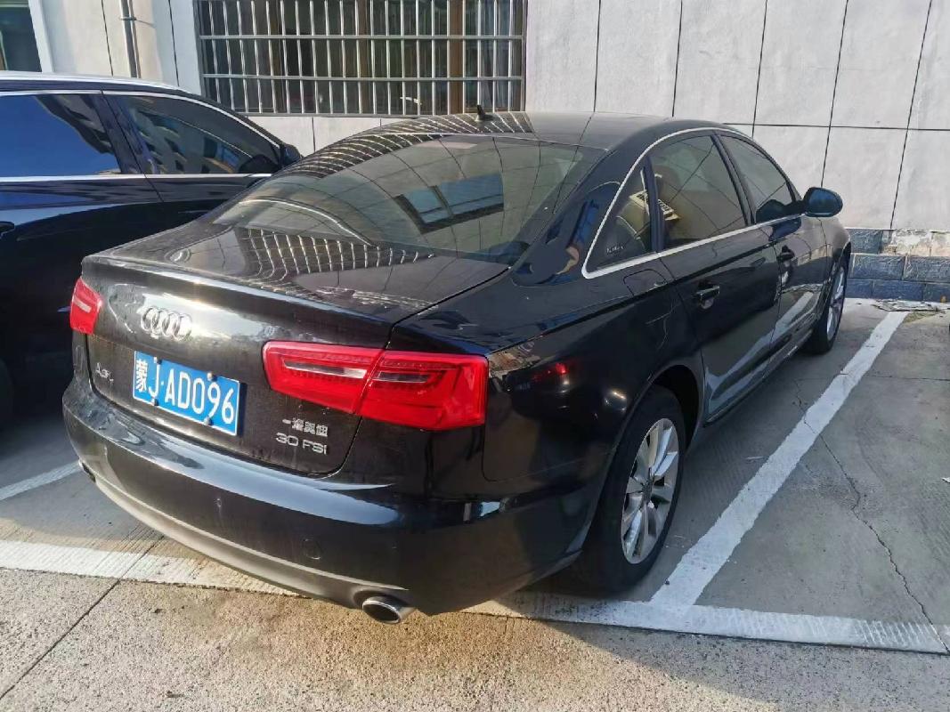 乌兰察布市集宁蒙商村镇银行有限责任公司持有的蒙JAD096奥迪牌FV751BBCBG小型轿车2.5L小型轿车
