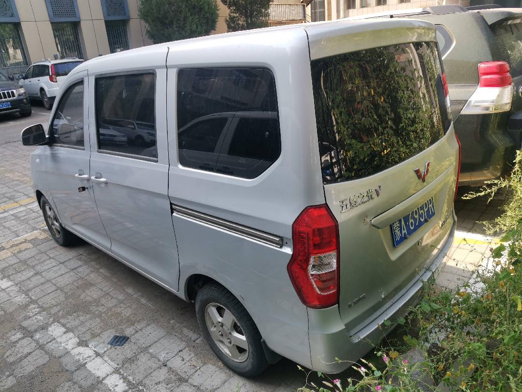 （蒙A695PR）五菱牌LZW6418BTY小型普通客车1.2（内蒙古第七地质矿产勘查开发有限责任公司）(国资监测编号GR2023NM1001415)