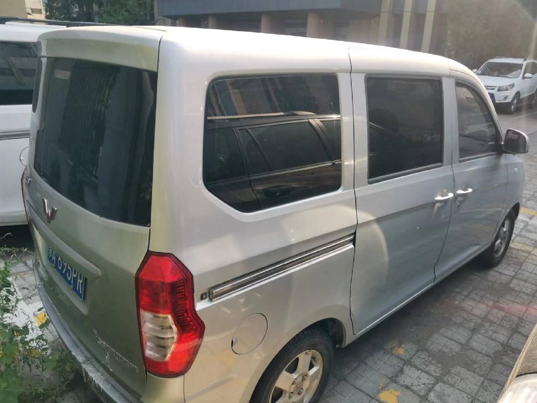 （蒙A695PR）五菱牌LZW6418BTY小型普通客车1.2（内蒙古第七地质矿产勘查开发有限责任公司）(国资监测编号GR2023NM1001415)