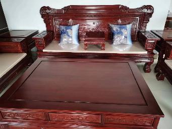 资产处置一套非洲酸枝木家具（全新未使用7件套）转让公告