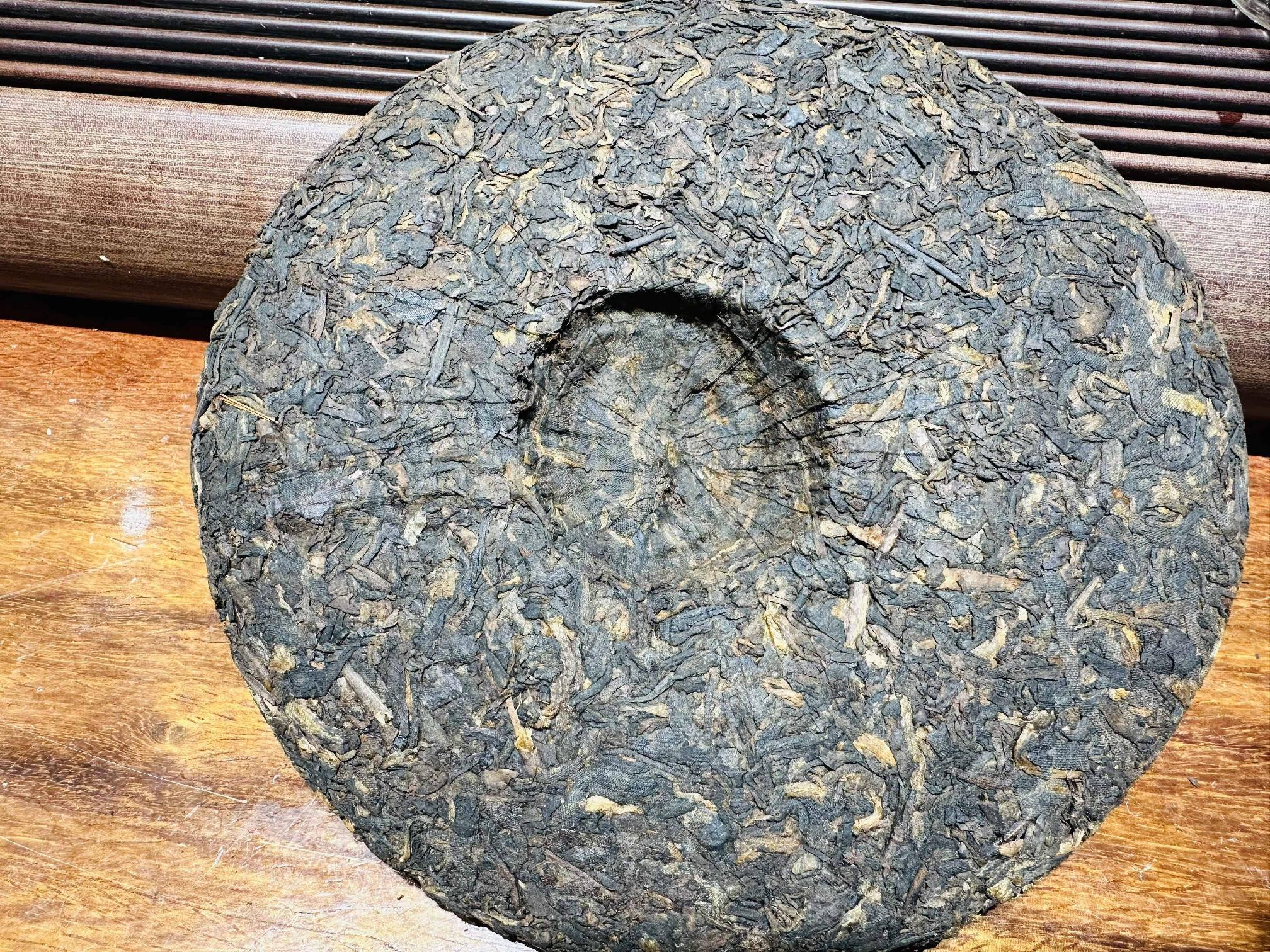 打包清仓：【1箱42饼】2016年冰岛普洱熟茶一批转让公告