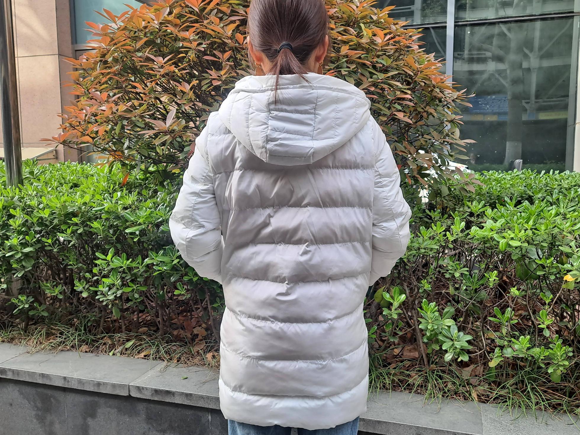 资产处置一批女士棉服5件 款式随机转让公告