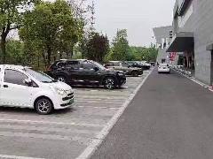 罗溪全民健身中心停车场场地招租公告