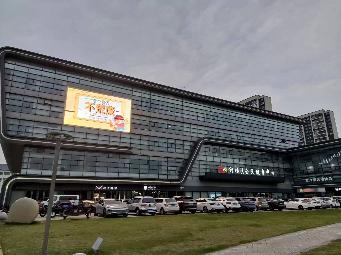 钟楼全民健身中心一楼大厅侧房招租公告