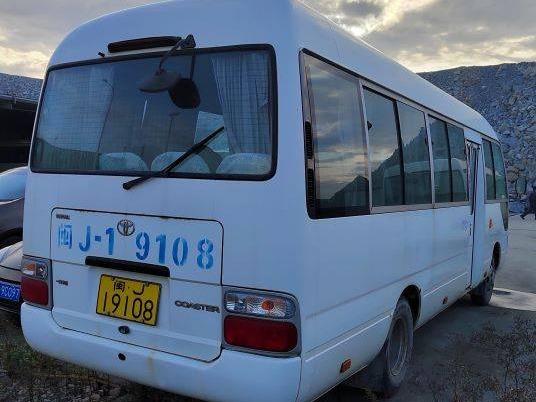 闽J19108丰田牌中巴车(国资监测编号GR2023SZ1000650)
