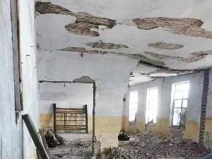 牙克石市博克图镇原铁路中学资产对外租赁招租公告
