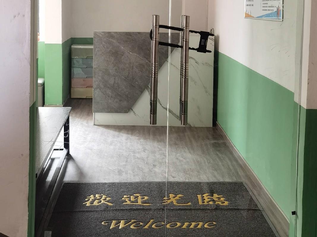 （第七次）郴州市国庆南路华圣佳苑1栋2处门面出租