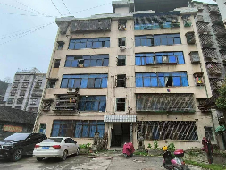 湘西自治州永顺县灵溪镇河西街的土地使用权（含6项房屋建筑物）转让(国资监测编号GR2023HN1000058)