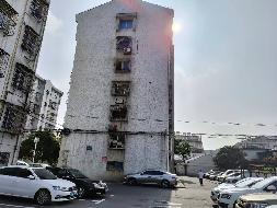 溧阳市溧城镇金厦花园6幢1单元402室房产转让公告(国资监测编号GR2023JS2001696)
