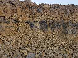 桃江县灰山港镇澄泉湾建筑石料矿矿山地质灾害削坡卸载治理区域资源