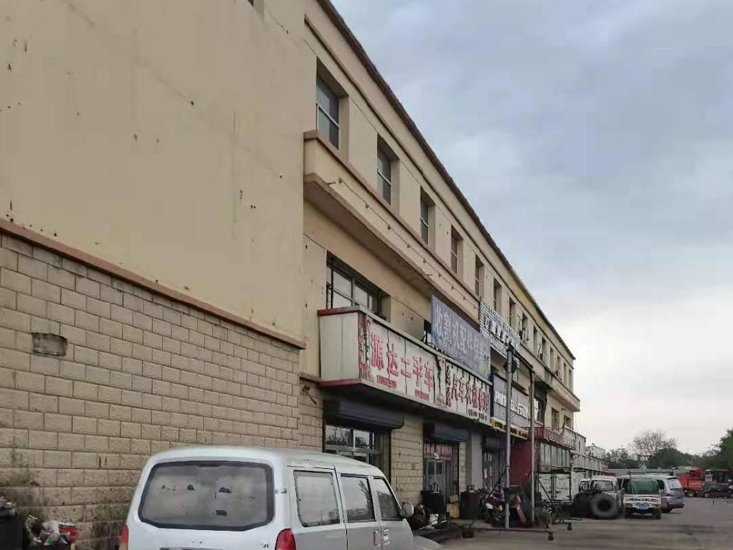 内蒙古自治区土右旗萨拉齐镇东二环东侧东华物流配送服务区北2号商店第25户房产转让项目询价