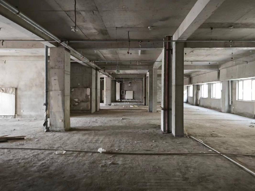 呼和浩特市回民区成吉思汗西街6号大溪地住宅小区C4号楼商业楼-1层至3层101、102户、赛罕区昭乌达路颐和住宅小区鸿都大厦商业楼1层101、2层201户房产转让项目询价