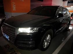（蒙B65Q42）奥迪Q7小型越野车3.0T（蒙商银行股份有限公司）交易公告