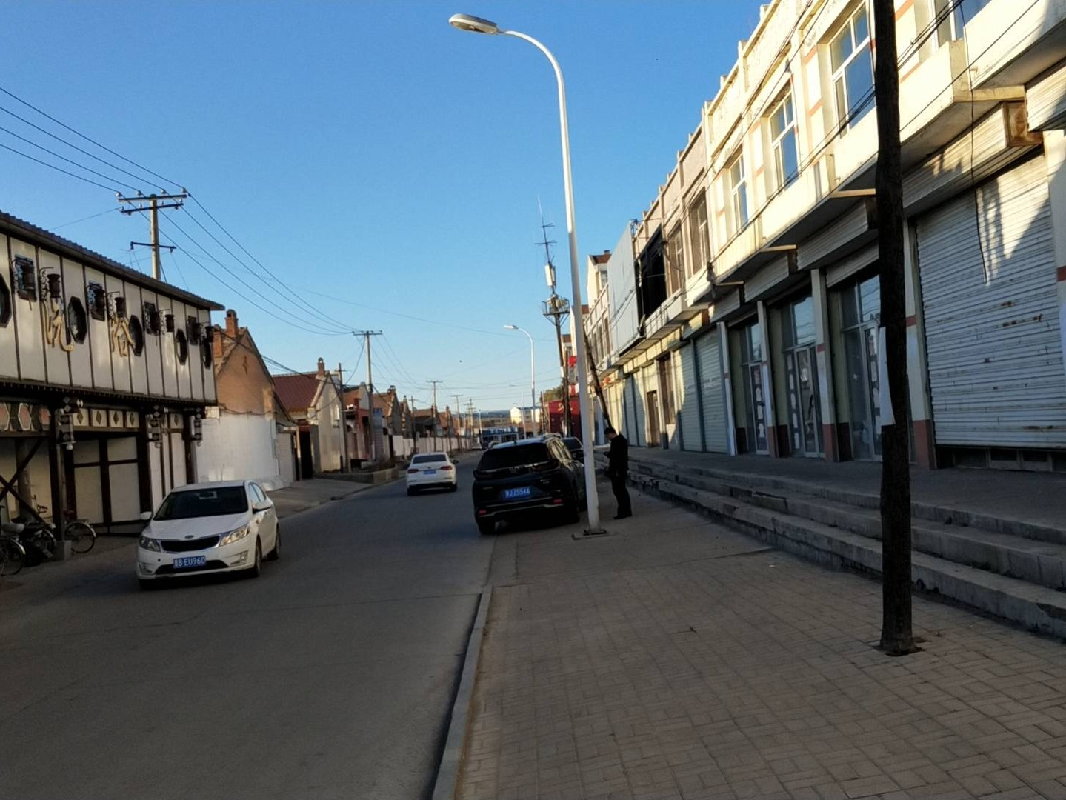 丰镇市农村信用联社股份有限公司持有的丰镇市工业区天骄园小区4号楼7号商铺项目询价