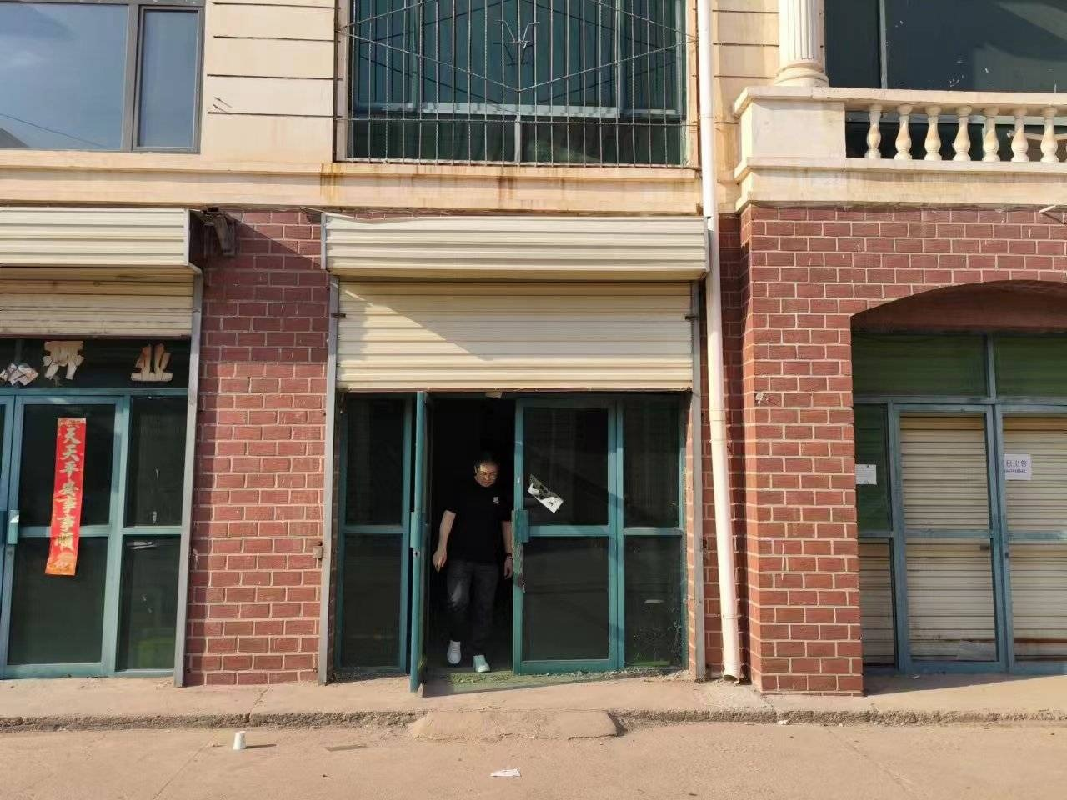 丰镇市农村信用联社股份有限公司持有的丰镇市新城区浦江上海城由东向西第8号商铺项目询价