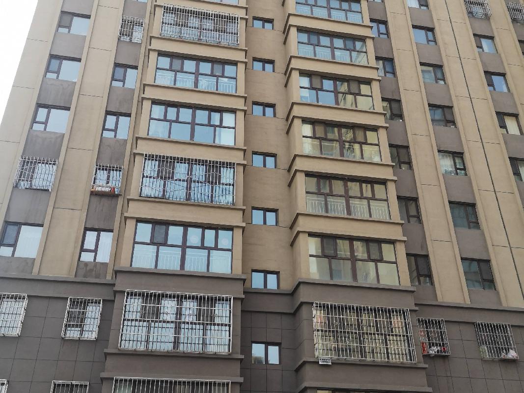 兖矿新疆矿业有限公司转让位于昌吉市38区3丘滨河佳苑31栋17层1单元1702室住宅(三次挂牌)