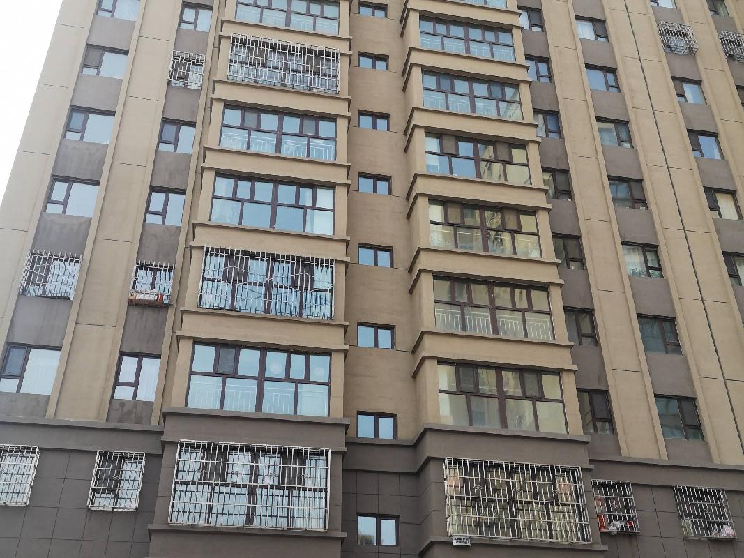 兖矿新疆矿业有限公司转让位于昌吉市38区3丘滨河佳苑32栋14层2单元1404室住宅(四次挂牌)