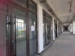 新源县中汇小区商业C栋2-14商铺对外转让