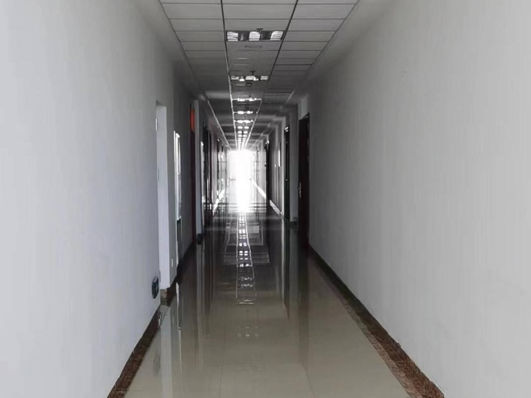 乌兰察布市中央商务广场6号地块部分房屋公开转让（乌兰察布市集宁区国有资产监督管理委员会）(国资监测编号GR2023NM1000631)