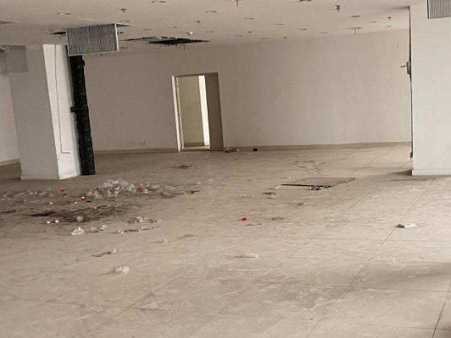 内蒙古金创供应链管理有限公司持有的鄂尔多斯市东胜区吉劳庆北路14号，佳佳乐园C区1号楼4单元4层40291号房产转让
