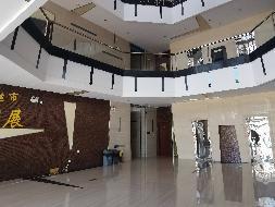 包头市高新区滨河新区腾飞大街43号办公楼公开招租