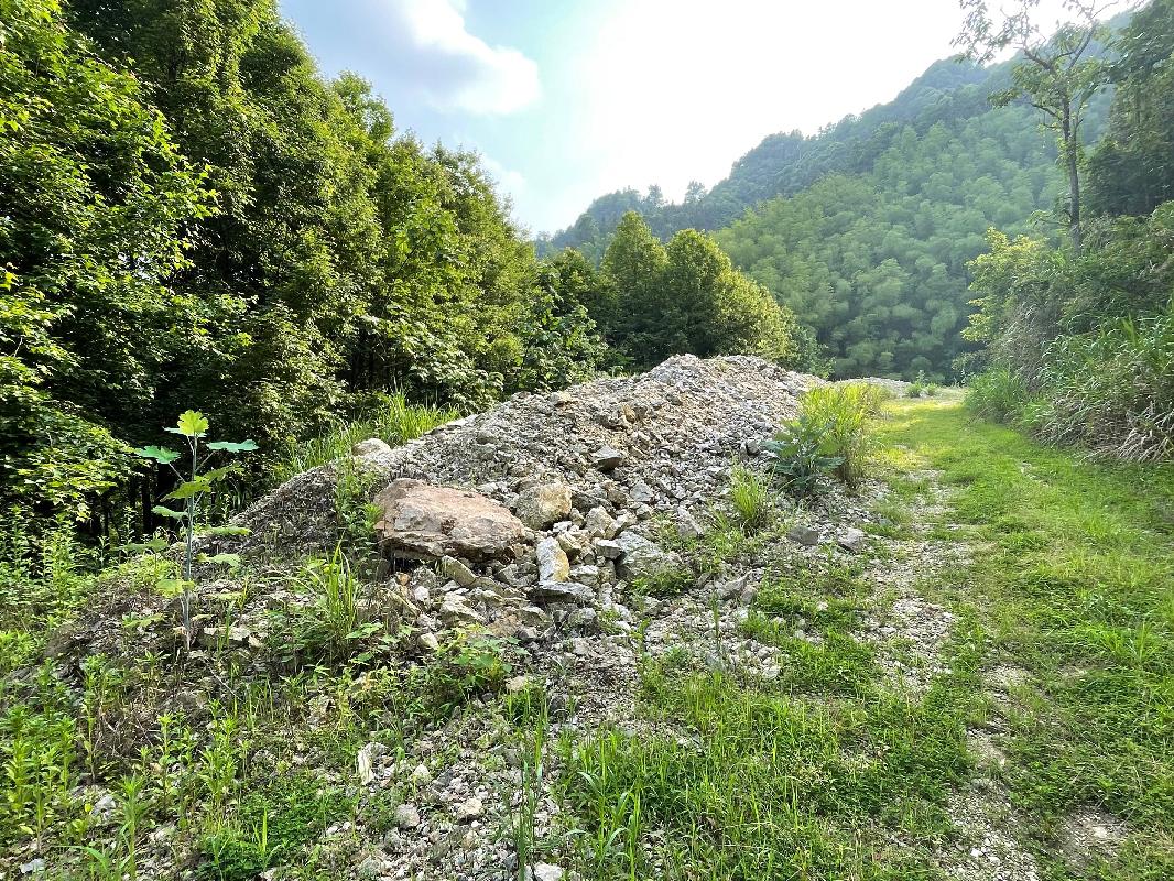 青阳县石英砂厂矿山地质环境治理工程产生剩余石料转让公告(国资监测编号GR2023AH2000766)
