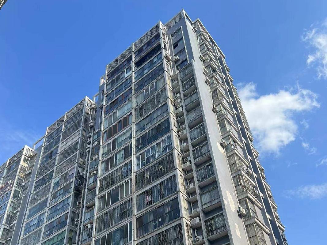 郴州市苏仙区栏杆塘43号花样年华小区2套房产转让