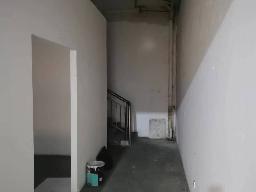 灯具城物流园17栋第5间招租公告