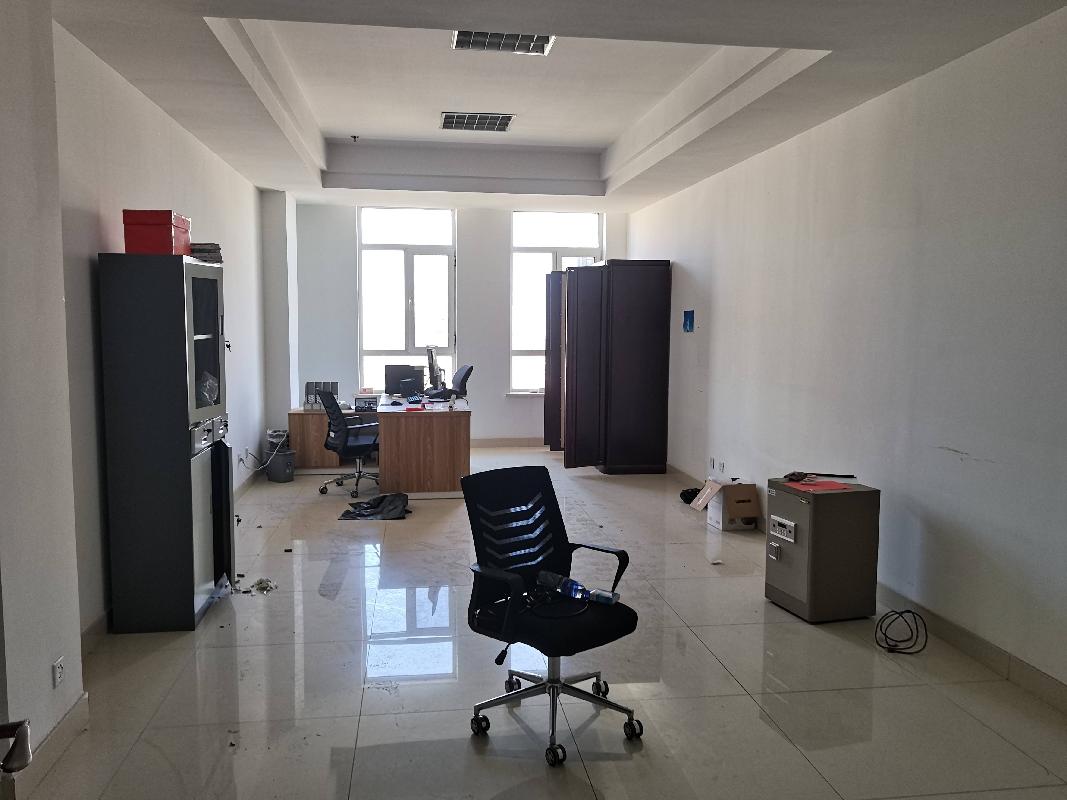 内蒙古再担保股份有限公司持有的赛罕区鄂尔多斯东街金融住宅小区2号楼14层1402-9房屋公开出租
