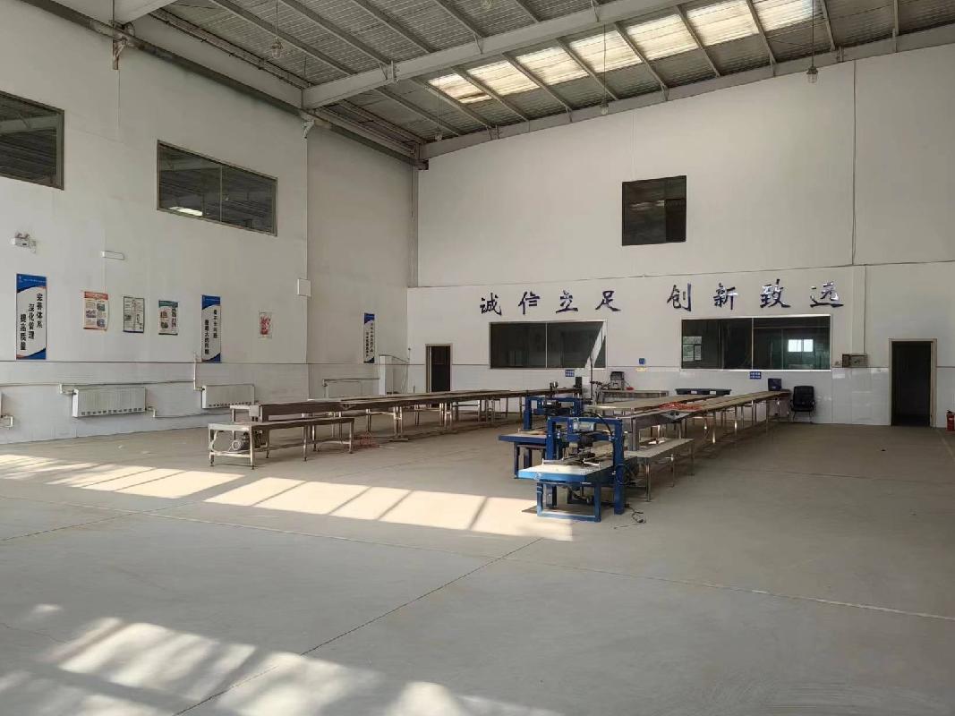 包头市高新区滨河新区腾飞大街43号车间公开招租