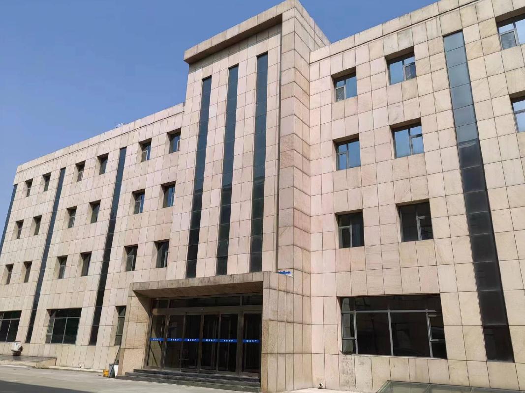 包头市高新区滨河新区腾飞大街43号综合楼公开招租