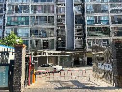 郴州市苏仙区栏杆塘43号花样年华小区A栋1608号房产转让（第二次）