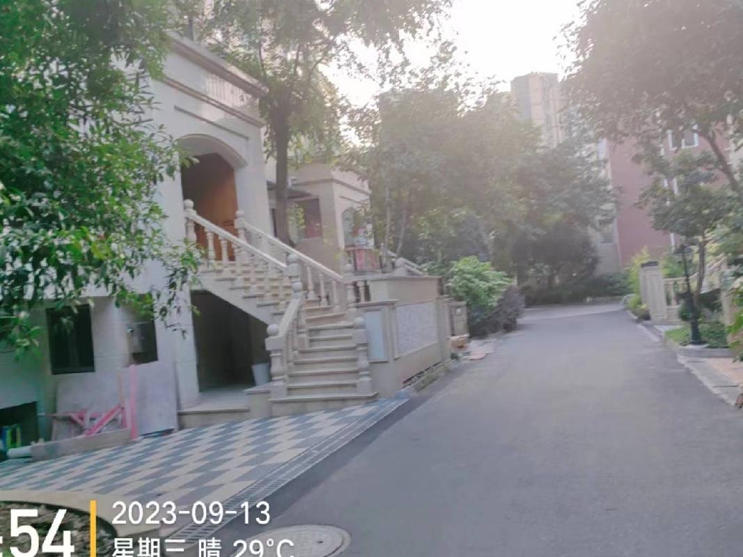 （包头市公路工程公司）乐山市绿心南路2569号35地上及地下一层