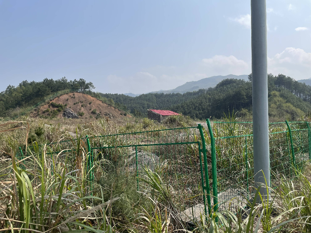 洞新高速八角寨预留地使用权出租