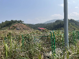 洞新高速八角寨预留地使用权出租(国资监测编号GR2023HN1001253)