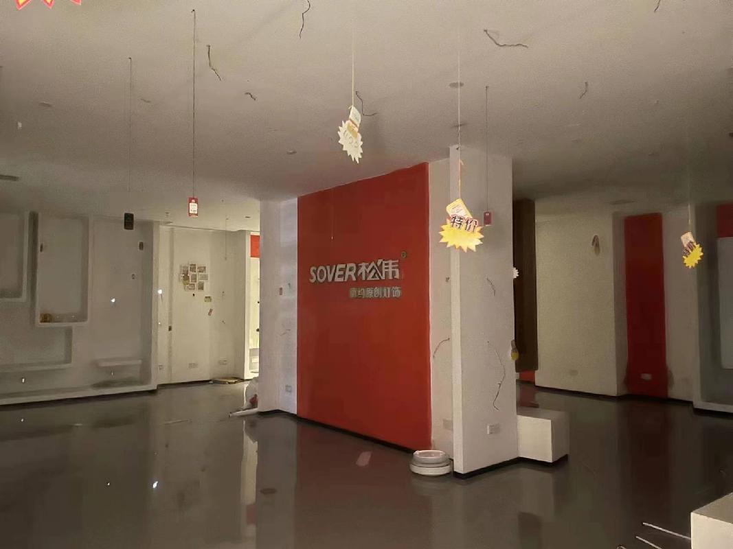 郴州市燕泉路燕泉商业广场1栋02号商业用房（原“宝莲灯”门面）出租
