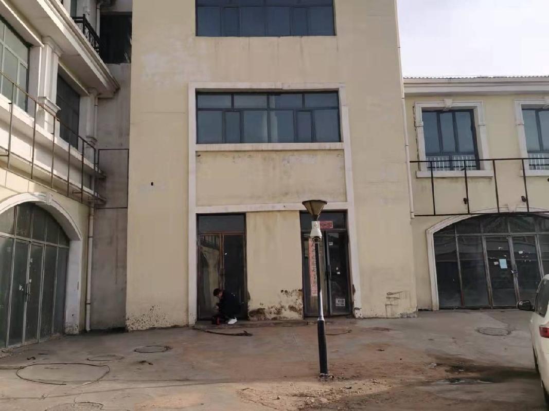 鄂尔多斯市东胜区苏勒德大街南汽贸路西天骏重卡/工程机械配件城16号楼-3层-311