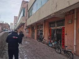 鄂尔多斯市东胜区准格尔南路10号街坊冠丰小区1号楼30号