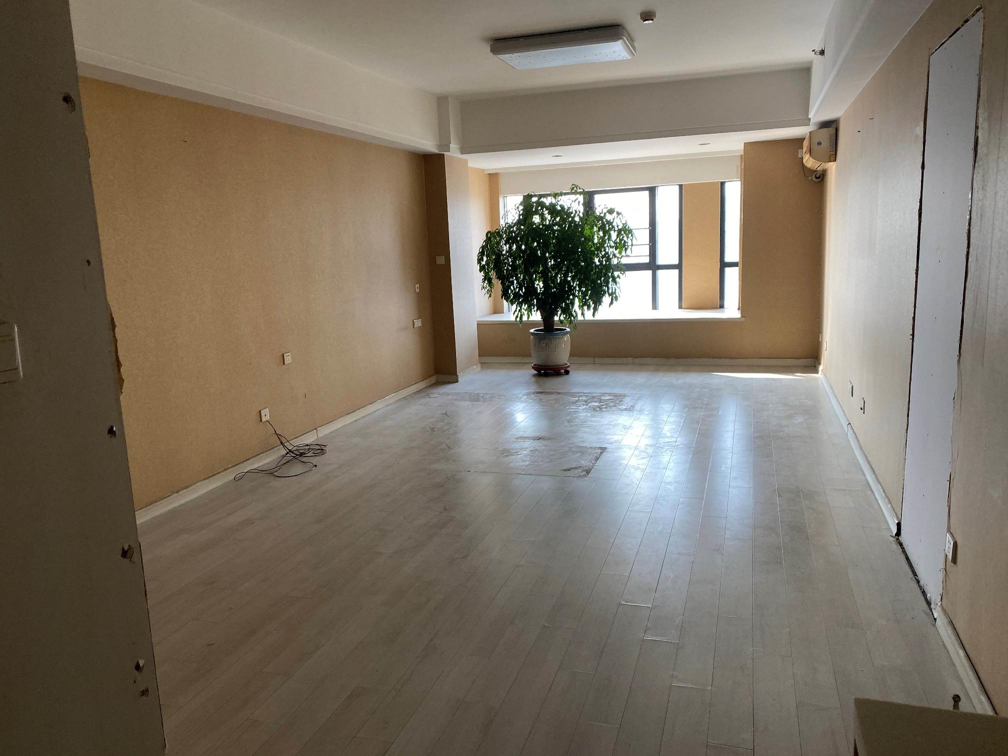 常州市新北区万达广场2-2509办公用房招租公告